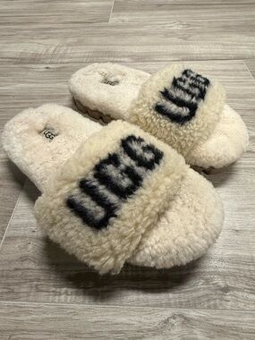 UGG Cozetta Curly Cream Shearling Slide with Black Logo Women Size 7